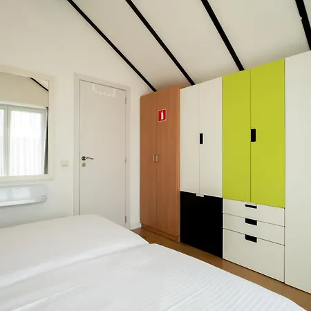 Julie With Parking And Shared Pool By Interhome アパート *