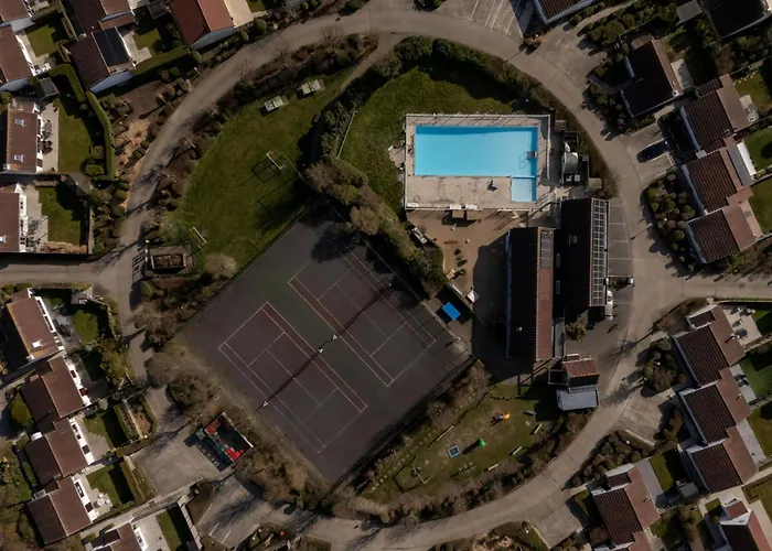 Julie With Parking And Shared Pool By Interhome Appartement